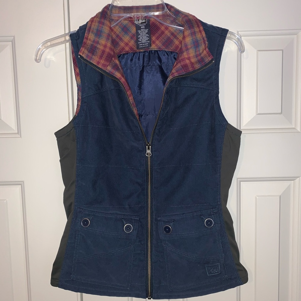 EUC REI Full Zip Vest Sure XXS.